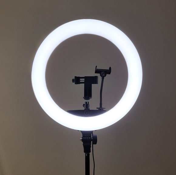 18" Ring Light with Floor Tripod, Phone and Camera - Picture 1 of 4
